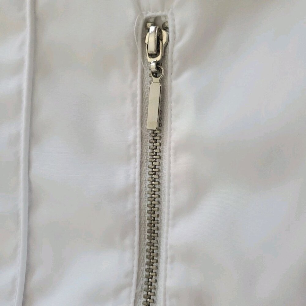 Laura Ashley Regatta Jacket Embellished White Full Zip Womens Sz. Med. MSRP $114 - Picture 15 of 16